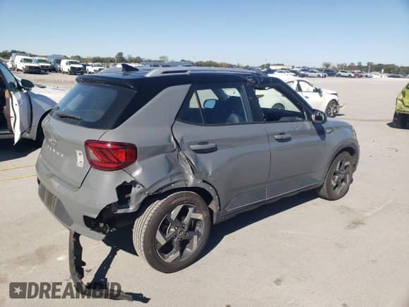 ✅ 2022 Hyundai Venue SEL • VIN: KMHRC8A33NU199692 • Lot: 89556155. Wystawiony na Copart z przebiegiem 66 976 mil. Bezpłatny archiwum sprzedaży aukcyjnych z USA i szczegółowy raport historii pojazdu na DreamBid. Zdjęcie 3.