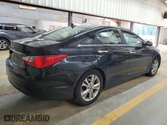 ✅ 2011 Hyundai Sonata Limited • VIN: 5NPEC4AC7BH133647 • Lot: 64542304. Listed on Copart with 225,610 mi. Free auction sales archive from the USA and detailed vehicle history report at DreamBid. Image 3.