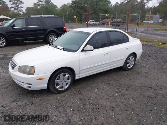✅ 2006 Hyundai Elantra GLS • VIN: KMHDN46DX6U213085 • Lot: 43497981. Wystawiony na IAAI z przebiegiem 164 734 mil mil. Skorzystaj z bezpłatnego archiwum sprzedaży aukcyjnych z USA i zobacz szczegółowy raport historii pojazdu na DreamBid. Zdjęcie 2.