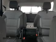 ✅ 2018 Chevrolet Traverse LT Cloth • VIN: 1GNEVGKW1JJ101424 • Lot: 74521894. Wystawiony na Copart z przebiegiem 63 542 mil. Bezpłatny archiwum sprzedaży aukcyjnych z USA i szczegółowy raport historii pojazdu na DreamBid. Zdjęcie 10.