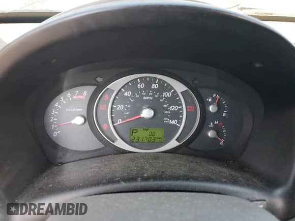 2006 Hyundai Tucson GL z VIN KM8JM12BX6U380829, wystawiony jako Copart lot #67193724 z przebiegiem 231 703 mil mil oraz Czysty tytuł • Clean title. Historia ofert i sprzedaży dostępna na DreamBid. Obrazek 9.