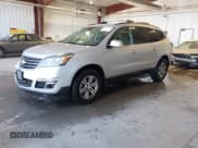 ✅ 2016 Chevrolet Traverse LT • VIN: 1GNKVGKD1GJ165571 • Lot: 43385571. Wystawiony na IAAI z przebiegiem 164 751 mil. Bezpłatny archiwum sprzedaży aukcyjnych z USA i szczegółowy raport historii pojazdu na DreamBid. Zdjęcie 2.