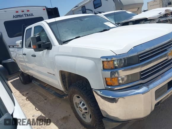 ✅ 2018 Chevrolet Silverado 2500HD Work Truck • VIN: 1GC2CUEG7JZ259899 • Lot: 42549205. Wystawiony na IAAI z przebiegiem 330 512 mil. Bezpłatny archiwum sprzedaży aukcyjnych z USA i szczegółowy raport historii pojazdu na DreamBid. Zdjęcie 12.