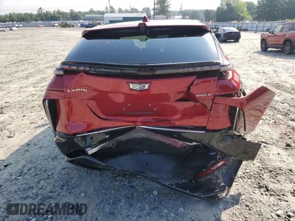 ✅ 2025 Cadillac LYRIQ Luxury • VIN: 1GYKPNRKXSZ308467 • Lot: 56999635. Listed on Copart with 1,619 mi. Free auction sales archive from the USA and detailed vehicle history report at DreamBid. Image 6.