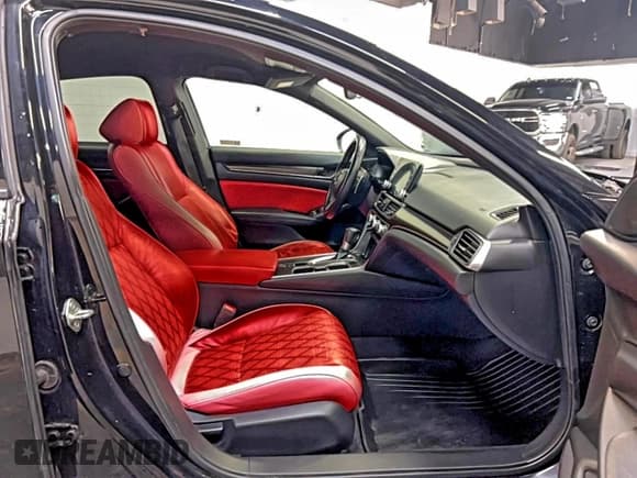 ✅ 2019 Honda Accord Sport • VIN: 1HGCV1F32KA036342 • Lot: 94413235. Listed on Copart with 93,878 mi. Free auction sales archive from the USA and detailed vehicle history report at DreamBid. Image 5.