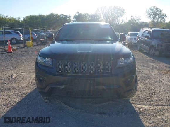 ✅ 2015 Jeep Grand Cherokee Altitude • VIN: 1C4RJFAG5FC720890 • Лот: 43306445. Опубликован ранее на IAAI с пробегом 206 262 миль. Бесплатный доступ к архиву аукционных продаж из США и подробный отчёт об истории автомобиля на DreamBid. Изображение 12.