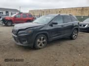 ✅ 2021 Jeep Cherokee Latitude Lux • VIN: 1C4PJLMX4MD144508 • Лот: 55473625. Опубликован ранее на Copart с пробегом 65 842 миль. Бесплатный доступ к архиву аукционных продаж из США и подробный отчёт об истории автомобиля на DreamBid. Изображение 1.