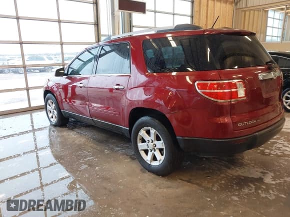 ✅ 2010 Saturn Outlook • VIN: 5GZLRVED8AJ205832 • Lot: 41161653. Wystawiony na IAAI z przebiegiem 202 839 mil. Bezpłatny archiwum sprzedaży aukcyjnych z USA i szczegółowy raport historii pojazdu na DreamBid. Zdjęcie 3.