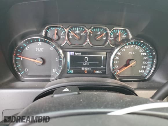 ✅ 2017 Chevrolet Silverado 1500 LT • VIN: 3GCUKREC3HG123530 • Lot: 84613955. Wystawiony na Copart z przebiegiem 58 888 mil. Bezpłatny archiwum sprzedaży aukcyjnych z USA i szczegółowy raport historii pojazdu na DreamBid. Zdjęcie 9.