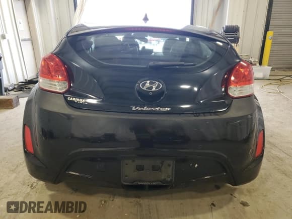 ✅ 2013 Hyundai Veloster w/Black Int • VIN: KMHTC6ADXDU117796 • Lot: 44189295. Wystawiony na Copart z przebiegiem 333 333 mil. Bezpłatny archiwum sprzedaży aukcyjnych z USA i szczegółowy raport historii pojazdu na DreamBid. Zdjęcie 6.
