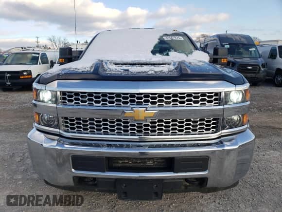 2019 Chevrolet Silverado 3500HD Work Truck с VIN 1GC4KVCY7KF140654, выставлен на аукционе Copart как лот 41567975 с пробегом 126 180 миль миль и Списание • Salvage title. История ставок и продаж доступна на DreamBid. Изображение 5.