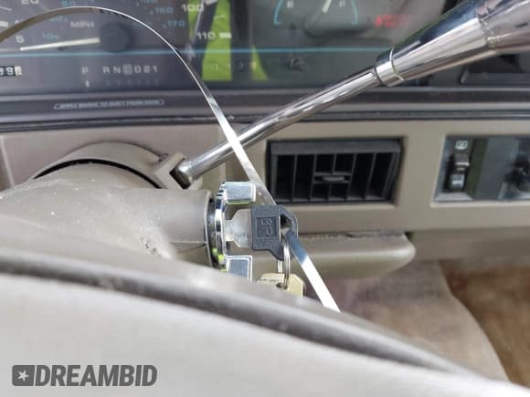 ✅ 1996 Oldsmobile Cutlass Ciera 1SA VX5 • VIN: 1G3AJ55M3T6391589 • Lot: 43003070. Listed on IAAI with 158,339 mi. Free auction sales archive from the USA and detailed vehicle history report at DreamBid. Image 11.