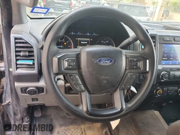 ✅ 2020 Ford F-250 XL • VIN: 1FT7X2B62LED95958 • Лот: 42555993. Опубликован ранее на IAAI с пробегом 86 391 миль. Бесплатный доступ к архиву аукционных продаж из США и подробный отчёт об истории автомобиля на DreamBid. Изображение 1.