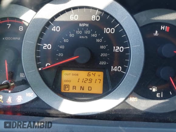 ✅ 2007 Toyota RAV4 • VIN: JTMZD33VX75075029 • Lot: 43389780. Listed on IAAI with 112,917 mi. Free auction sales archive from the USA and detailed vehicle history report at DreamBid. Image 7.