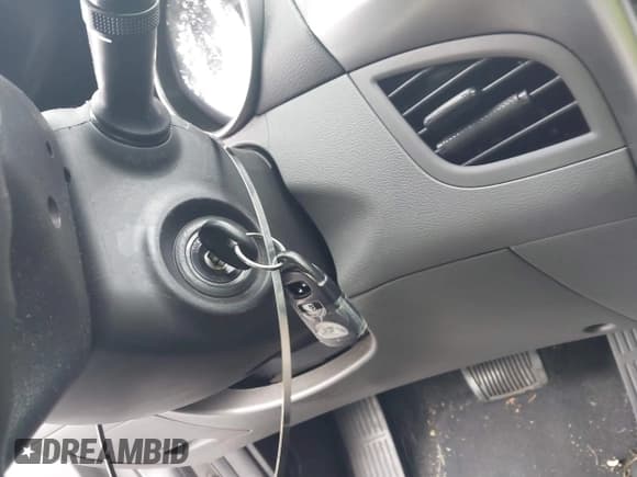 ✅ 2013 Hyundai Elantra GLS • VIN: KMHDH4AE8DU829579 • Lot: 42940329. Listed on IAAI with 153,115 mi. Free auction sales archive from the USA and detailed vehicle history report at DreamBid. Image 11.