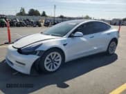 ✅ 2021 Tesla Model 3 Long Range • VIN: 5YJ3E1EB0MF050922 • Lot: 57625905. Wystawiony na Copart z przebiegiem 62 631 mil. Bezpłatny archiwum sprzedaży aukcyjnych z USA i szczegółowy raport historii pojazdu na DreamBid. Zdjęcie 1.