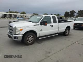 ✅ 2014 Ford F-250 XL • VIN: 1FT7X2AT9EEB76571 • Lot: 84018635. Listed on Copart with 133,333 mi. Free auction sales archive from the USA and detailed vehicle history report at DreamBid. Image 1.