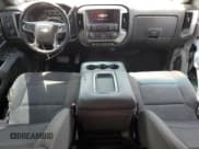 ✅ 2017 Chevrolet Silverado 2500HD LT • VIN: 1GC1KVEY5HF211021 • Lot: 58297065. Wystawiony na Copart z przebiegiem 176 143 mil. Bezpłatny archiwum sprzedaży aukcyjnych z USA i szczegółowy raport historii pojazdu na DreamBid. Zdjęcie 8.