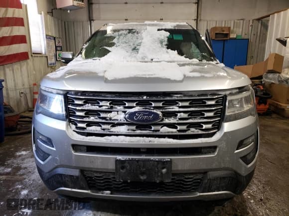 ✅ 2016 Ford Explorer Limited • VIN: 1FM5K8F82GGA77199 • Lot: 43726365. Wystawiony na Copart z przebiegiem 154 248 mil. Bezpłatny archiwum sprzedaży aukcyjnych z USA i szczegółowy raport historii pojazdu na DreamBid. Zdjęcie 5.