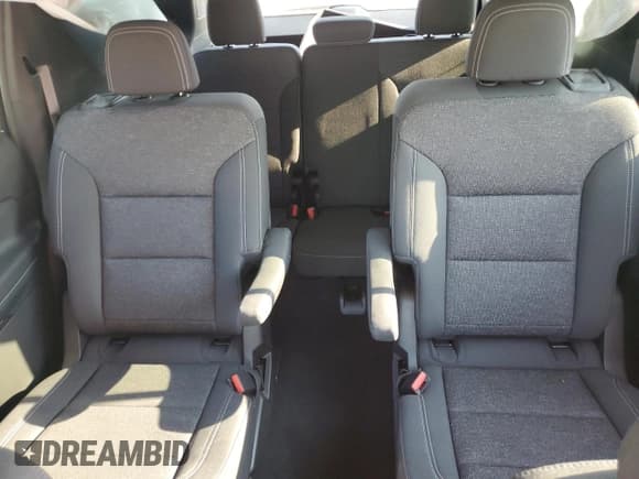 ✅ 2026 Chevrolet Traverse FWD LT • VIN: 1GNERGKS8TJ110934 • Lot: 80820635. Wystawiony na Copart z przebiegiem 568 mil. Bezpłatny archiwum sprzedaży aukcyjnych z USA i szczegółowy raport historii pojazdu na DreamBid. Zdjęcie 10.