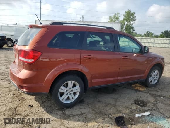 ✅ 2012 Dodge Journey SXT • VIN: 3C4PDCBB5CT323308 • Лот: 66575795. Опубликован ранее на Copart с пробегом 103 082 миль. Бесплатный доступ к архиву аукционных продаж из США и подробный отчёт об истории автомобиля на DreamBid. Изображение 3.