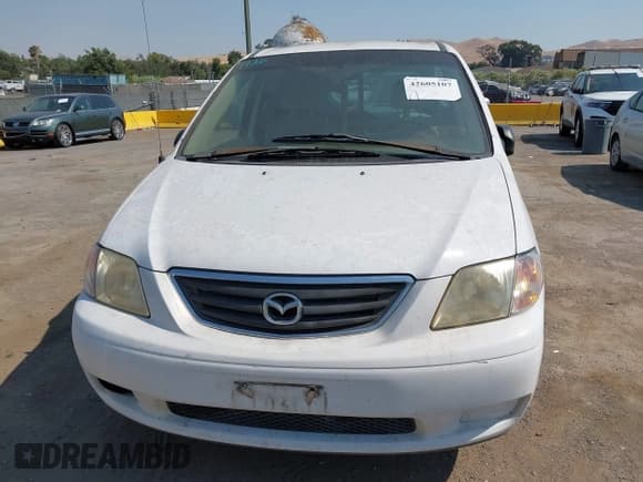 ✅ 2001 Mazda MPV DX • VIN: JM3LW28G110171521 • Лот: 42605107. Опубликован ранее на IAAI с пробегом 225 655 миль. Бесплатный доступ к архиву аукционных продаж из США и подробный отчёт об истории автомобиля на DreamBid. Изображение 6.