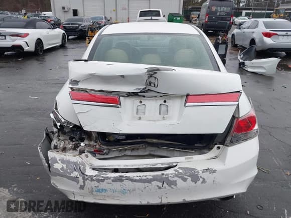 ✅ 2011 Honda Accord EX • VIN: 1HGCP2F78BA034839 • Lot: 43794959. Listed on IAAI with 117,966 mi. Free auction sales archive from the USA and detailed vehicle history report at DreamBid. Image 6.
