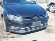 ✅ 2019 Volkswagen Golf S • VIN: 3VWG57AU5KM029940 • Lot: 43358635. Wystawiony na IAAI z przebiegiem 58 406 mil. Bezpłatny archiwum sprzedaży aukcyjnych z USA i szczegółowy raport historii pojazdu na DreamBid. Zdjęcie 6.