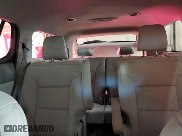 ✅ 2018 GMC Acadia SLE • VIN: 1GKKNSLS0JZ186109 • Lot: 81792195. Wystawiony na Copart z przebiegiem 72 239 mil. Bezpłatny archiwum sprzedaży aukcyjnych z USA i szczegółowy raport historii pojazdu na DreamBid. Zdjęcie 10.