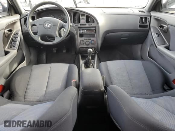 ✅ 2005 Hyundai Elantra GLS • VIN: KMHDN56D05U165245 • Lot: 45605325. Wystawiony na Copart z przebiegiem 134 287 mil. Bezpłatny archiwum sprzedaży aukcyjnych z USA i szczegółowy raport historii pojazdu na DreamBid. Zdjęcie 8.