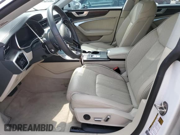 ✅ 2019 Audi A7 Prestige • VIN: WAUV2AF26KN132455 • Лот: 55681903. Опубликован ранее на Copart с пробегом 19 007 миль. Бесплатный доступ к архиву аукционных продаж из США и подробный отчёт об истории автомобиля на DreamBid. Изображение 7.