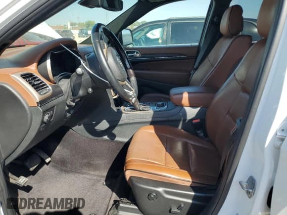 ✅ 2017 Jeep Grand Cherokee Summit • VIN: 1C4RJFJT1HC948644 • Lot: 84222105. Listed on Copart with 120,575 mi. Free auction sales archive from the USA and detailed vehicle history report at DreamBid. Image 7.