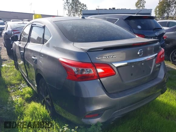 ✅ 2019 Nissan Sentra S • VIN: 3N1AB7AP2KY260527 • Лот: 43447908. Опубликован ранее на IAAI с пробегом 85 371 миль. Бесплатный доступ к архиву аукционных продаж из США и подробный отчёт об истории автомобиля на DreamBid. Изображение 3.