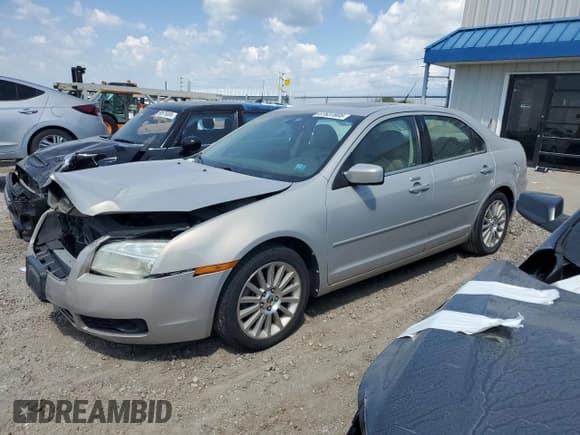 ✅ 2009 Mercury Milan Premier • VIN: 3MEHM08Z49R634871 • Lot: 67637805. Listed on Copart with 129,642 mi. Free auction sales archive from the USA and detailed vehicle history report at DreamBid. Image 1.