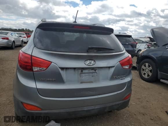 ✅ 2011 Hyundai Tucson Limited • VIN: KM8JUCAC7BU262477 • Lot: 70990855. Listed on Copart with 97,022 mi miles. Access the free auction sales archive from the USA and view a detailed vehicle history report at DreamBid. Image 6.