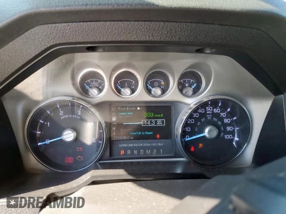 ✅ 2014 Ford F-350 XLT • VIN: 1FT8W3BT3EEB61947 • Lot: 92820115. Listed on Copart with 255,508 mi. Free auction sales archive from the USA and detailed vehicle history report at DreamBid. Image 9.