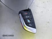 ✅ 2025 BMW 3 Series 330i • VIN: 3MW69CW00S8F14140 • Lot: 43388403. Listed on IAAI with 23,967 mi. Free auction sales archive from the USA and detailed vehicle history report at DreamBid. Image 11.