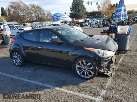 ✅ 2015 Hyundai Veloster RE:FLEX • VIN: KMHTC6AD7FU219141 • Lot: 41709595. Wystawiony na Copart z przebiegiem 170 776 mil. Bezpłatny archiwum sprzedaży aukcyjnych z USA i szczegółowy raport historii pojazdu na DreamBid. Zdjęcie 4.