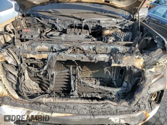 ✅ 2022 GMC Sierra 1500 Elevation • VIN: 3GTP9GEK1NG153223 • Лот: 68305894. Опубликован ранее на Copart с пробегом 56 122 миль. Бесплатный доступ к архиву аукционных продаж из США и подробный отчёт об истории автомобиля на DreamBid. Изображение 11.