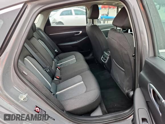 2021 Hyundai Sonata SEL z VIN 5NPEF4JA1MH102810, wystawiony jako Copart lot #70359175 z przebiegiem 49 293 mil mil oraz Czysty tytuł • Clean title. Historia ofert i sprzedaży dostępna na DreamBid. Obrazek 10.