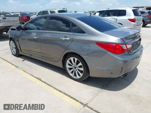 2011 Hyundai Sonata SE с VIN 5NPEC4AB7BH199400, выставлен на аукционе IAAI как лот 42543101 с пробегом 149 364 миль миль и . История ставок и продаж доступна на DreamBid. Изображение 3.