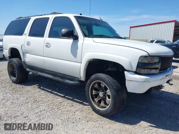 ✅ 2004 Chevrolet Suburban Z71 • VIN: 3GNFK16Z04G284447 • Лот: 42216406. Опубликован ранее на IAAI с пробегом 259 887 миль. Бесплатный доступ к архиву аукционных продаж из США и подробный отчёт об истории автомобиля на DreamBid. Изображение 1.