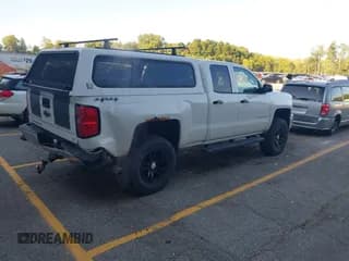 ✅ 2014 Chevrolet Silverado 1500 LT • VIN: 1GCVKREC8EZ356996 • Lot: 43126281. Wystawiony na IAAI z przebiegiem 121 117 mil. Bezpłatny archiwum sprzedaży aukcyjnych z USA i szczegółowy raport historii pojazdu na DreamBid. Zdjęcie 4.