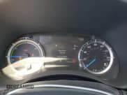 ✅ 2025 Toyota Highlander Hybrid XLE • VIN: 5TDKBRCH3SS666424 • Лот: 70220595. Опубликован ранее на Copart с пробегом 5 741 миль. Бесплатный доступ к архиву аукционных продаж из США и подробный отчёт об истории автомобиля на DreamBid. Изображение 9.