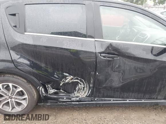 2020 Chevrolet Sonic LT с VIN 1G1JD6SBXL4110389, выставлен на аукционе IAAI как лот 43281164 с пробегом 51 914 миль миль и . История ставок и продаж доступна на DreamBid. Изображение 6.