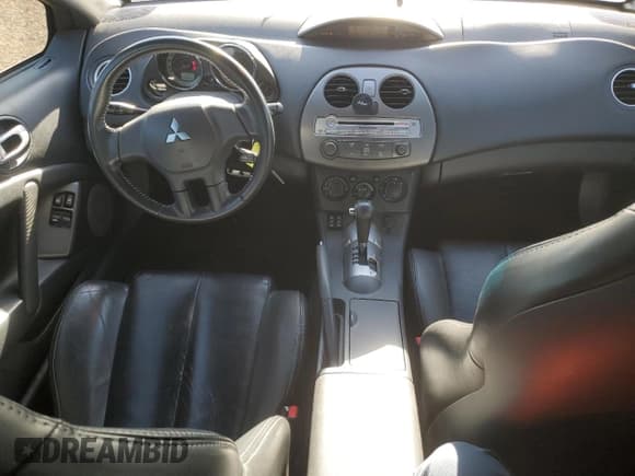 ✅ 2009 Mitsubishi Eclipse GT • VIN: 4A3AL45T59E602198 • Lot: 75436184. Wystawiony na Copart z przebiegiem 164 620 mil. Bezpłatny archiwum sprzedaży aukcyjnych z USA i szczegółowy raport historii pojazdu na DreamBid. Zdjęcie 8.