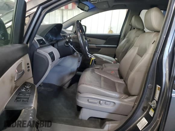 ✅ 2011 Honda Odyssey Touring • VIN: 5FNRL5H96BB035550 • Лот: 71440425. Опубликован ранее на Copart с пробегом 241 209 миль. Бесплатный доступ к архиву аукционных продаж из США и подробный отчёт об истории автомобиля на DreamBid. Изображение 7.