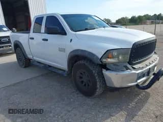 2015 Ram 1500 Express z VIN 1C6RR6FT2FS590983, wystawiony jako IAAI lot #42842713 z przebiegiem 142 416 mil mil oraz . Historia ofert i sprzedaży dostępna na DreamBid. Obrazek 1.