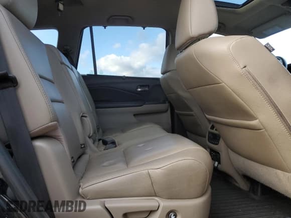 ✅ 2017 Honda Pilot EX-L • VIN: 5FNYF6H82HB503654 • Lot: 90577605. Listed on Copart with Not provided. Free auction sales archive from the USA and detailed vehicle history report at DreamBid. Image 11.