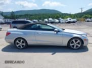 ✅ 2011 Mercedes-Benz E 350 • VIN: WDDKK5GF0BF092338 • Лот: 42559005. Опубликован ранее на IAAI с пробегом 122 205 миль. Бесплатный доступ к архиву аукционных продаж из США и подробный отчёт об истории автомобиля на DreamBid. Изображение 13.